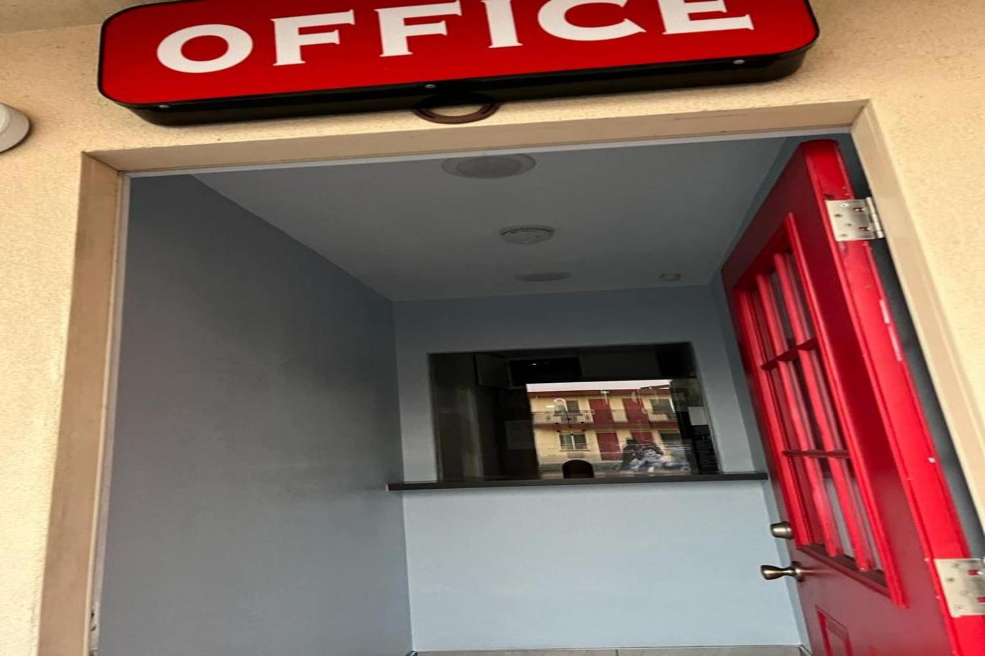 Premier Inn & Suites -Listing Partner Oakland Luaran gambar