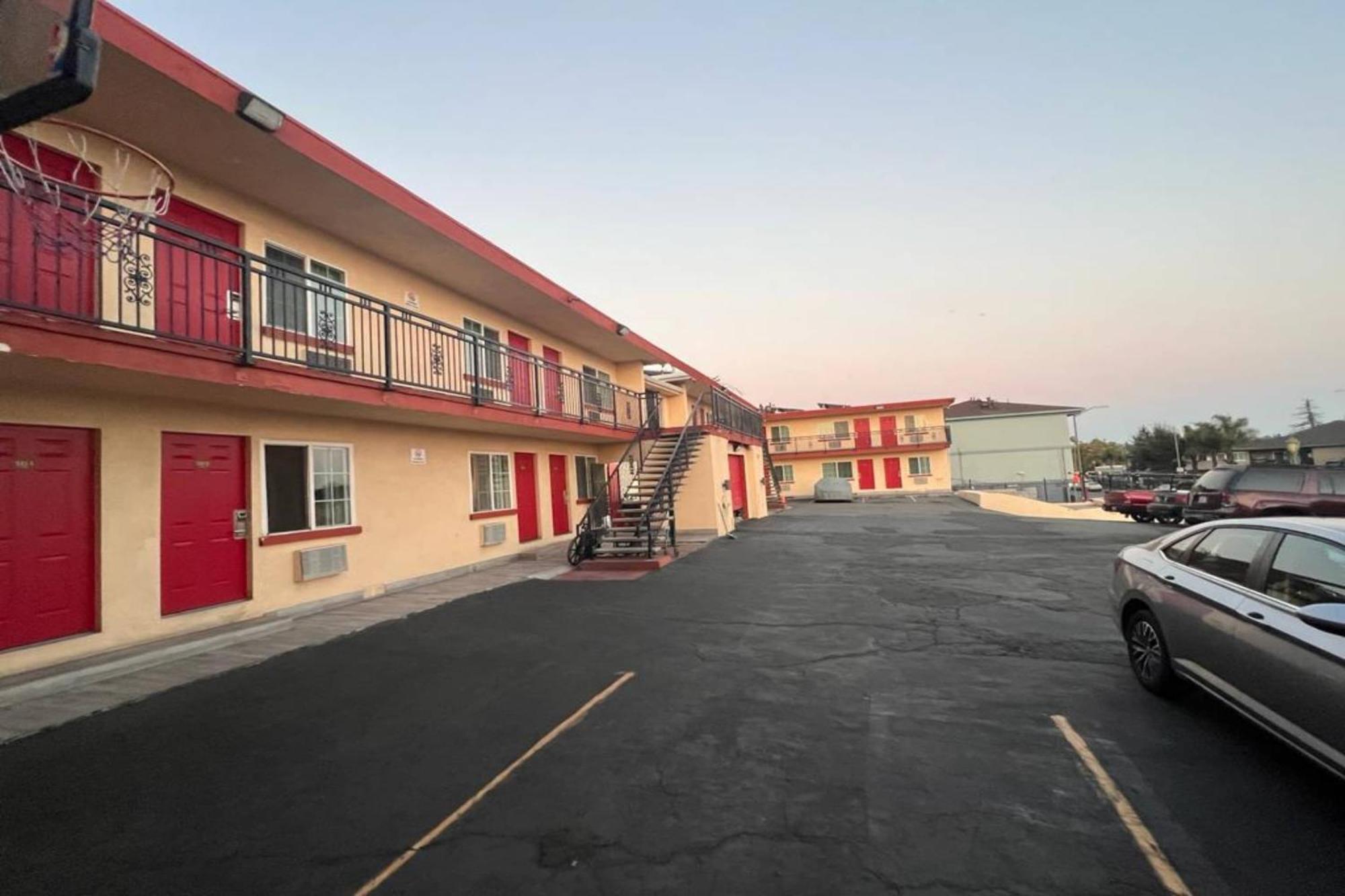 Premier Inn & Suites -Listing Partner Oakland Luaran gambar